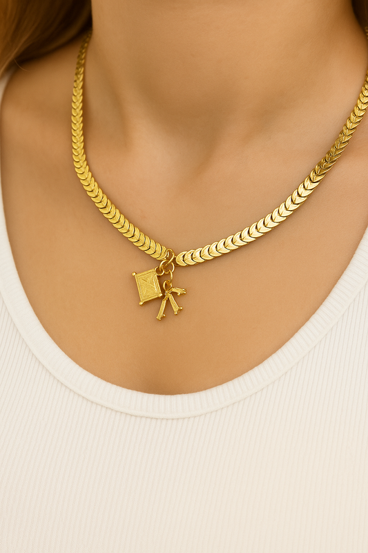 Vip Çavuş Zincir Uçak Charm Kolye